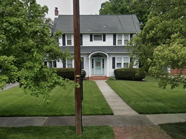 429 E 2nd St, Moorestown, NJ 08057