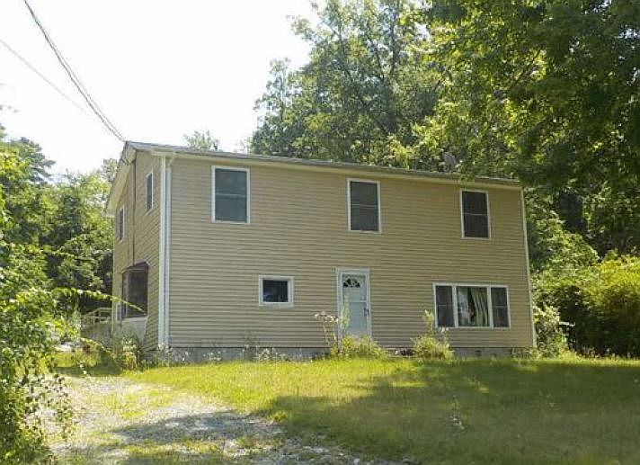 1st image of 27 E Shore Dr