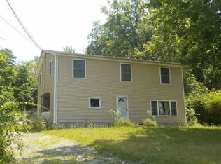 27 E Shore Dr, Newton, NJ 07860