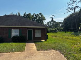 501 Vicki Ln #F, Huntsville, TX 77340