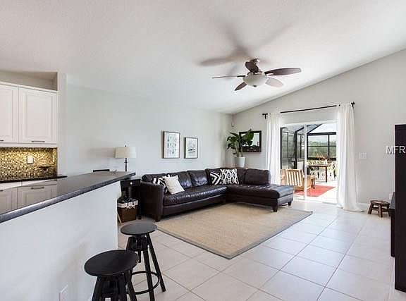 3rd image of 8427 Mizell Dr