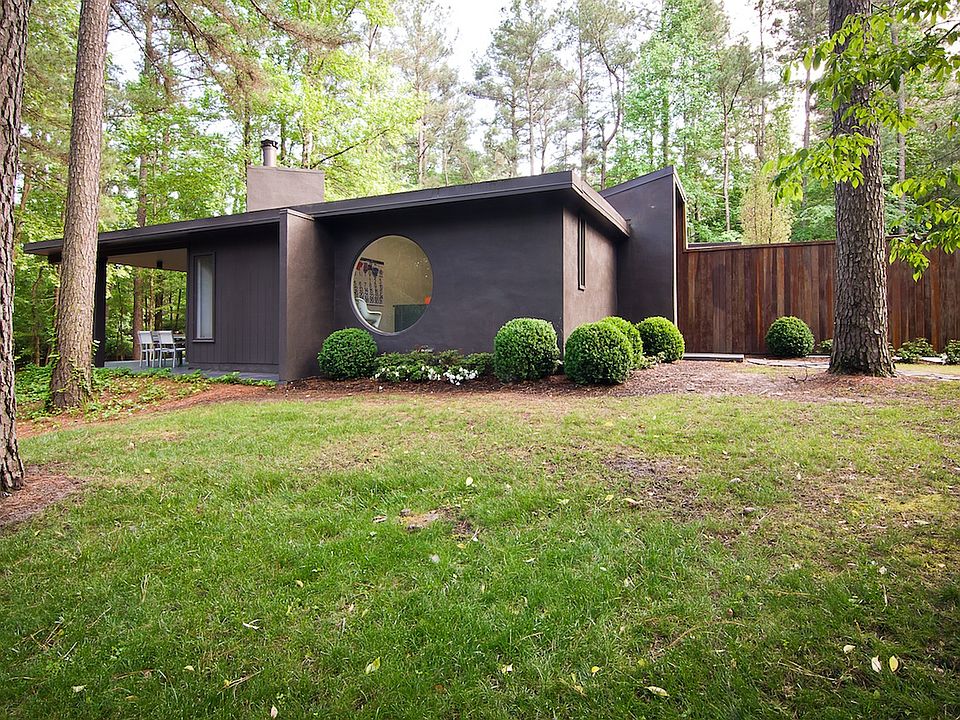 1st image of 11211 Wexford Dr