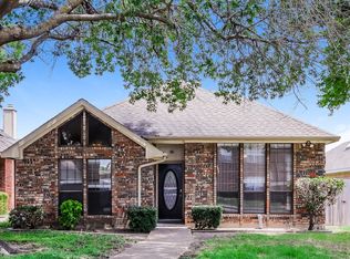 807 Longleaf Dr, Desoto, TX 75115
