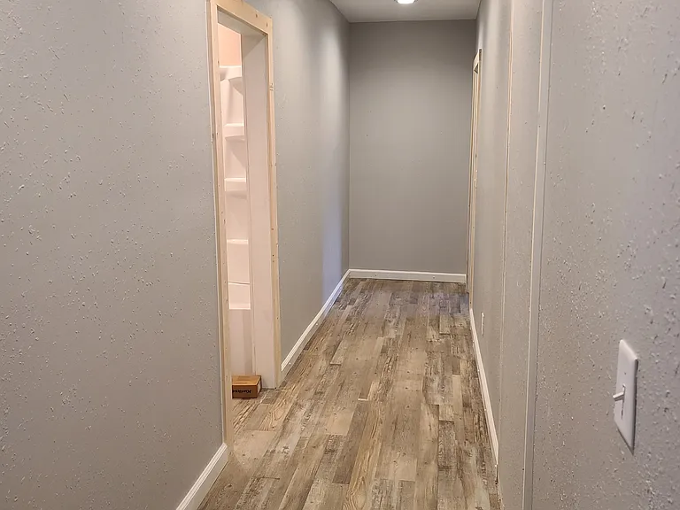 2nd Ave #819-1WI — Photo 3