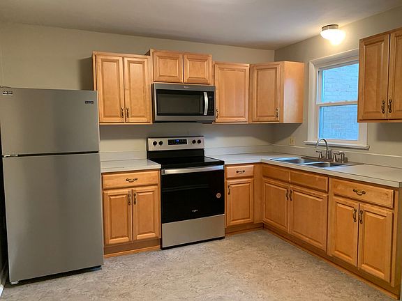 3rd image of 230 Garman Dr APT 1