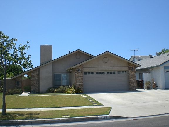 2nd image of 1114 W Columbine Ave