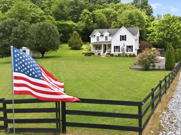 1779 Cayce Springs Rd, Thompsons Station, TN 37179