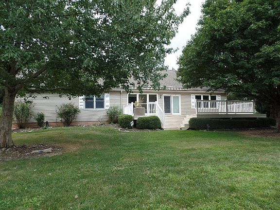 4th image of 680 Mar Sue Dr