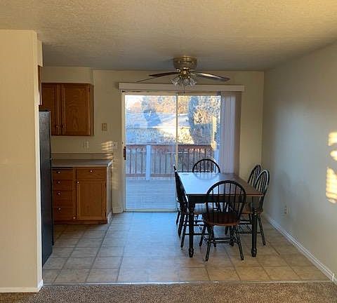 Shared dining room space