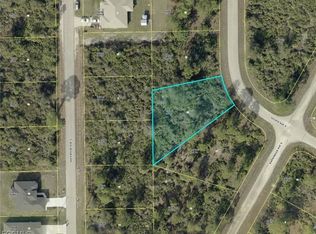 566 Silver Ave S, Lehigh Acres, FL 33974