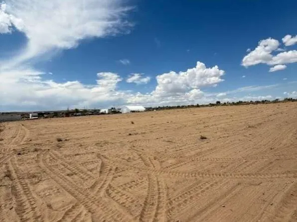 2223 11th St SW, Rio Rancho, NM 87144