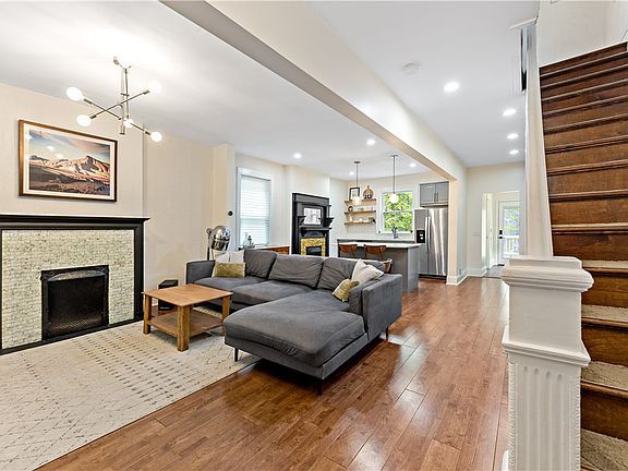 5th image of 418 N Graham St