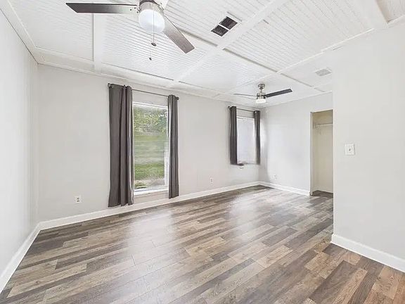 3rd image of 1336 Hunters Rd #22801