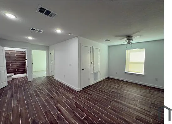 2 bed, 750 sqft, $1,160 — Photo 4