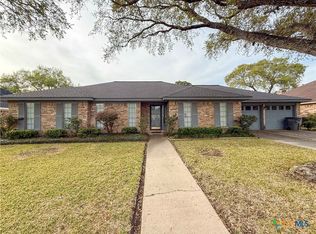 203 Merlin St, Victoria, TX 77904