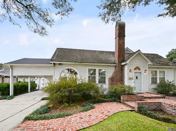 557 Avenue C, Port Allen, LA 70767