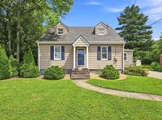 552 Anderson Ferry Rd, Cincinnati, OH 45238