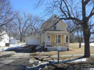 2622 SE Adams St, Topeka, KS 66605