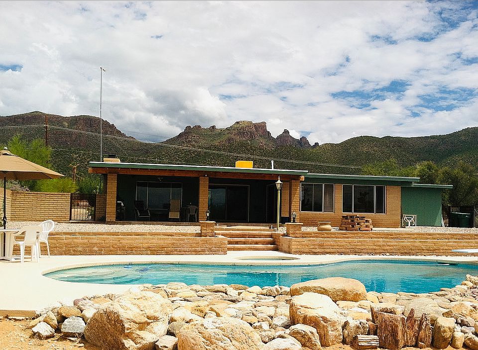 2nd image of 9402 E Ocotillo Dr