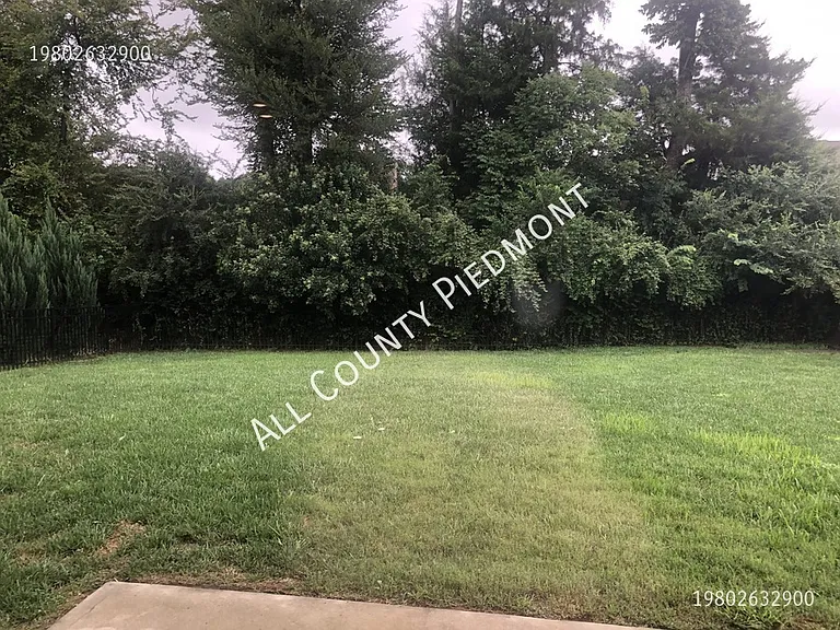 7711 Kelburn Ln — Photo 9