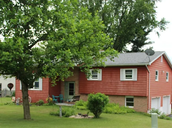 1219 Blue Spruce Dr, Bellefonte, PA 16823