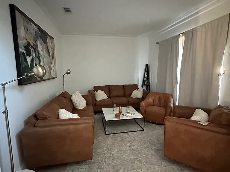 10889 Skylark Manor Ct — Photo 3