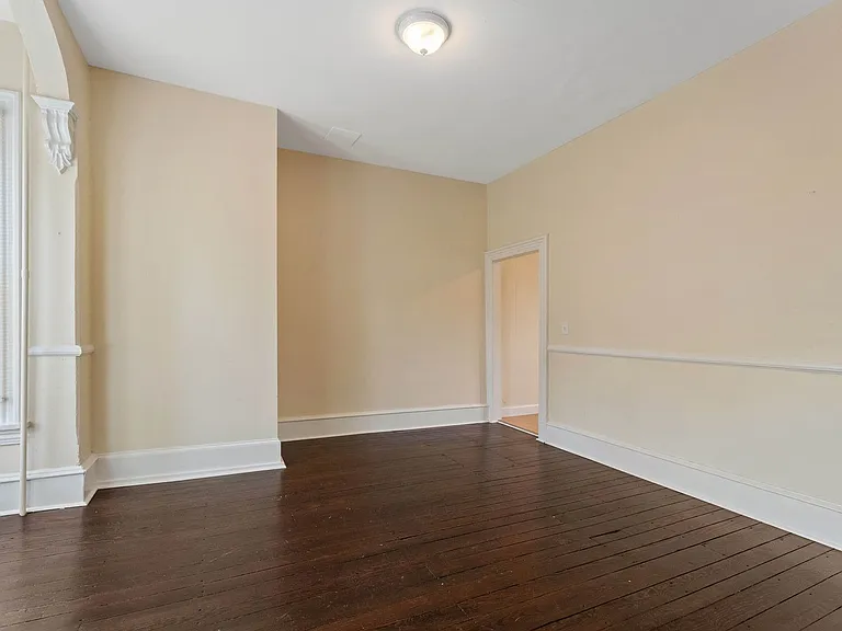 519 Kings Hwy — Photo 14