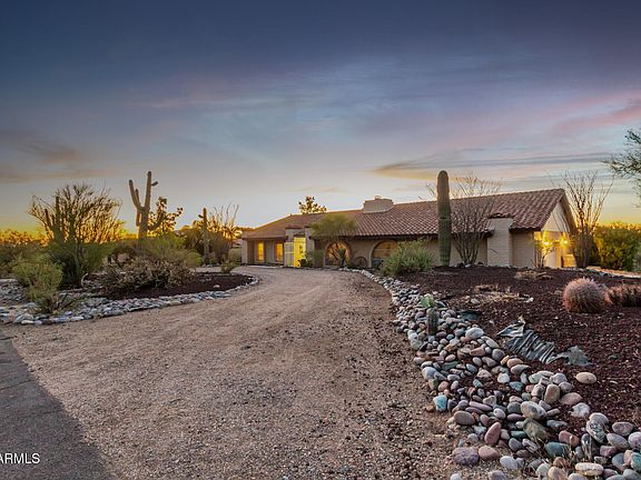 2nd image of 36444 N STARDUST Lane