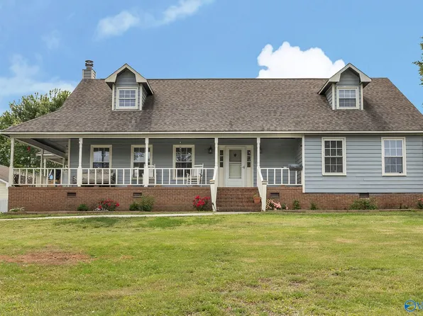 26 Rush Ln, Guntersville, AL 35976