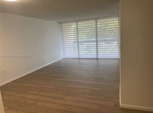 10425 SW 112th Ave APT 208, Miami, FL 33176