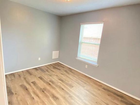 3rd image of 5902 Samantha St #A