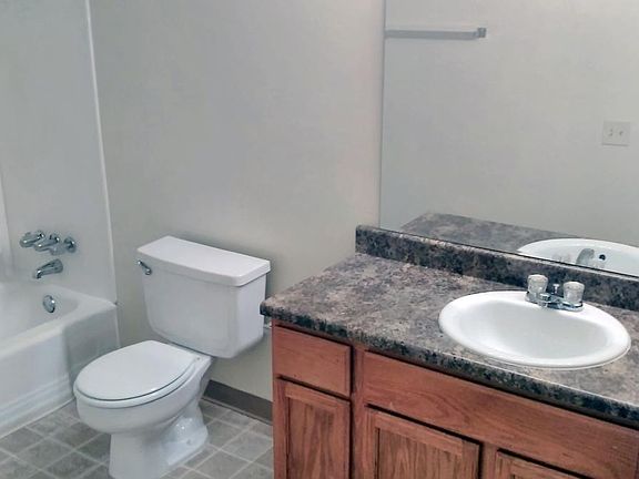 5th image of 434 W 89th St APT A