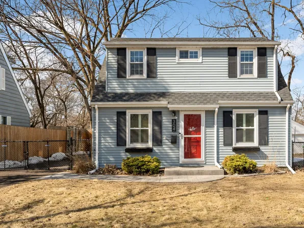 304 Van Buren Ave S, Hopkins, MN 55343
