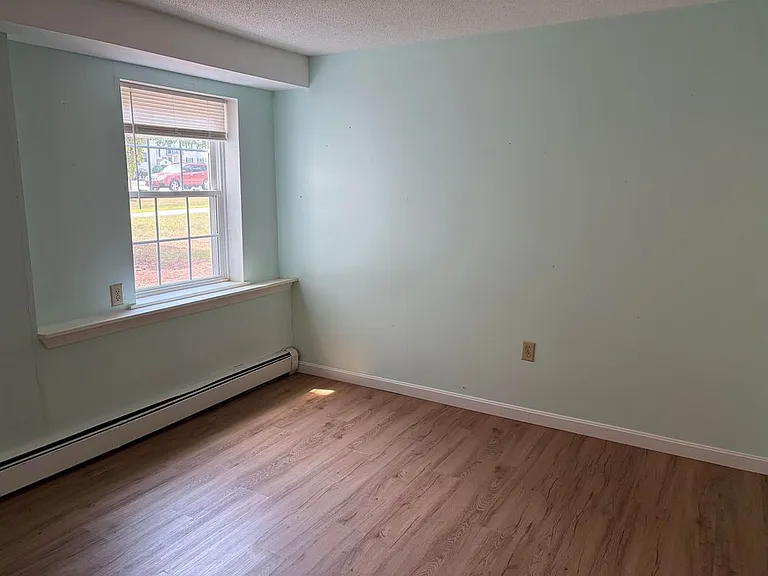 904 White Cedar Blvd — Photo 6