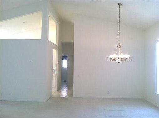 4th image of 6721 Deering Cir