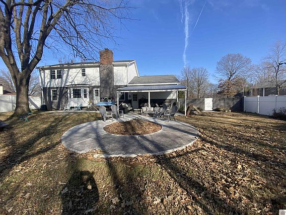 4th image of 180 Timothy Dr