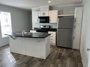 31 Canary Hill Dr #298, Lake Orion, MI 48359