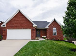 5521 Sky Ridge Rd, Charlestown, IN 47111