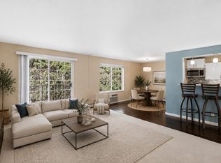 2140 Allen Blvd APT 3, Middleton, WI 53562