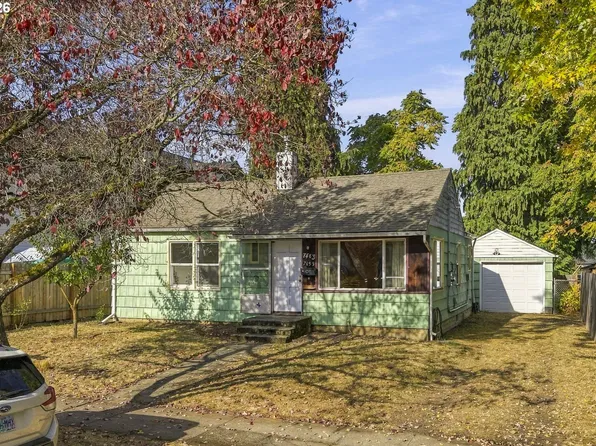 7453 N New York Ave, Portland, OR 97203