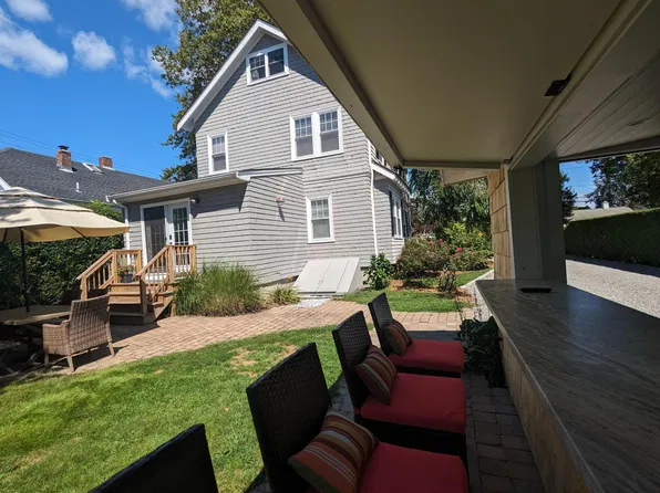 131 Kay St, Newport, RI 02840