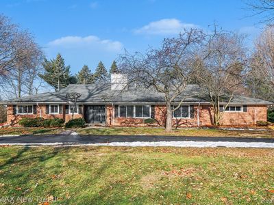 1227 Lenox Rd, Bloomfield Hills, MI, 48304