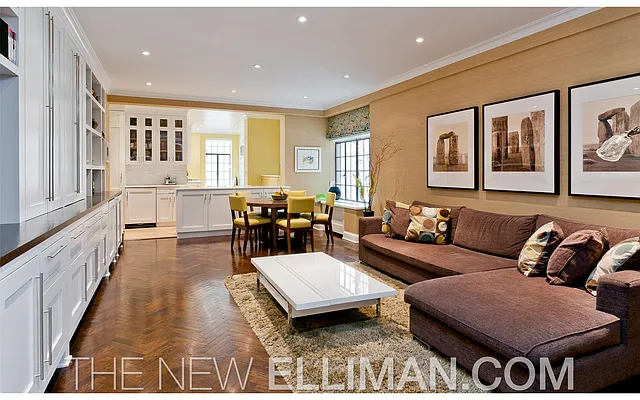 Sold by Douglas Elliman | media 24