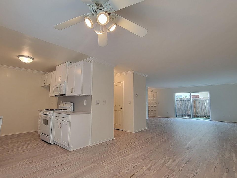 1st image of 1017 10th St APT 6