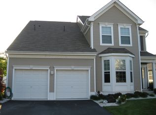 6 Ebbtide Ct, Barnegat, NJ 08005