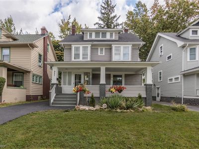 957 Brunswick Rd, Cleveland Heights, OH, 44112