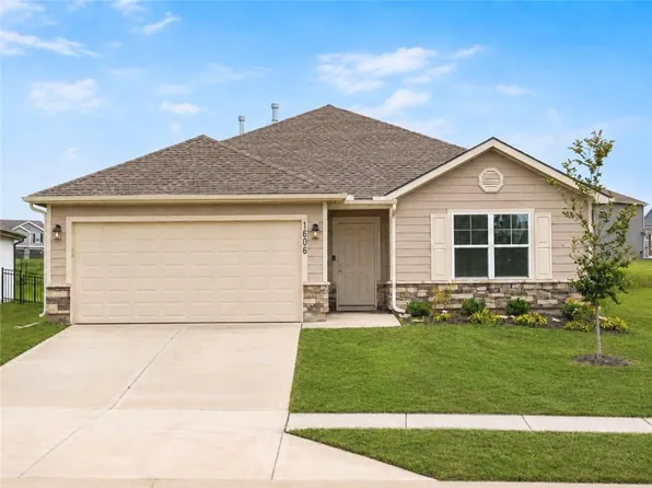 1606 Maci St, Belton, MO 64012