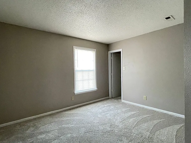 2738 Priest Dr — Photo 19