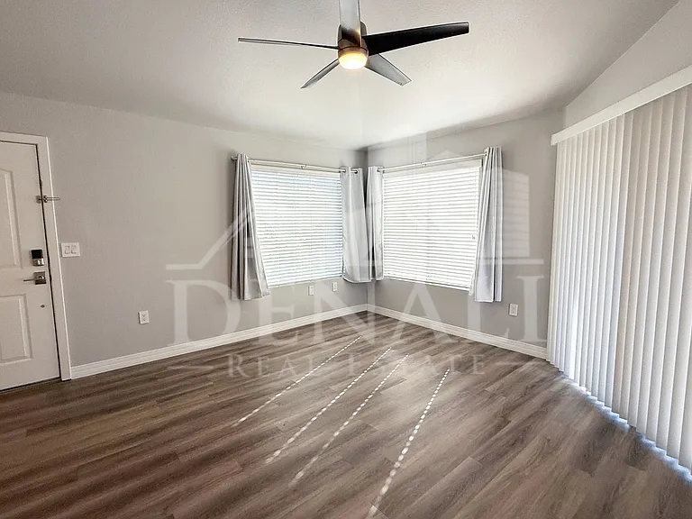 4848 N 36th St #221 — Photo 3