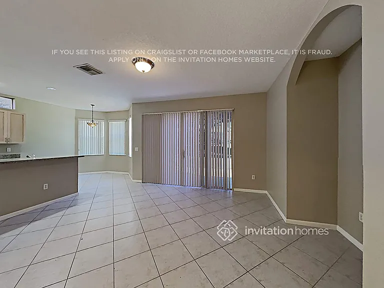 17115 SW 49th Pl — Photo 5